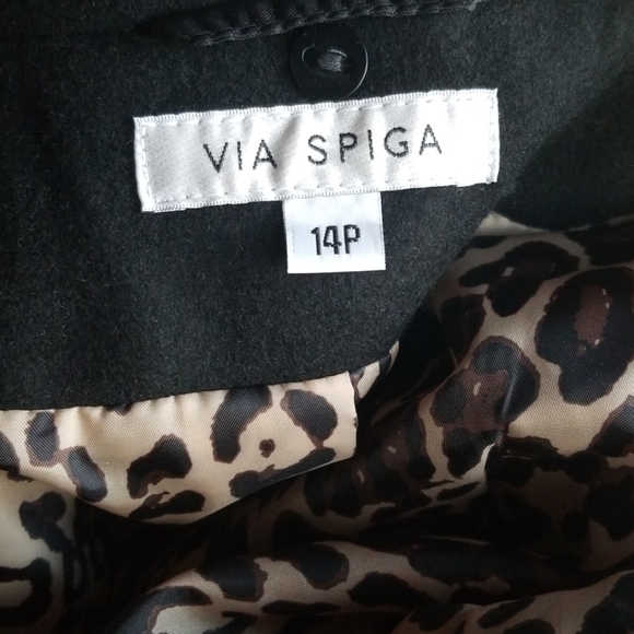 Via Spiga Classy Feminine Wool Coat - Picture 2 of 5
